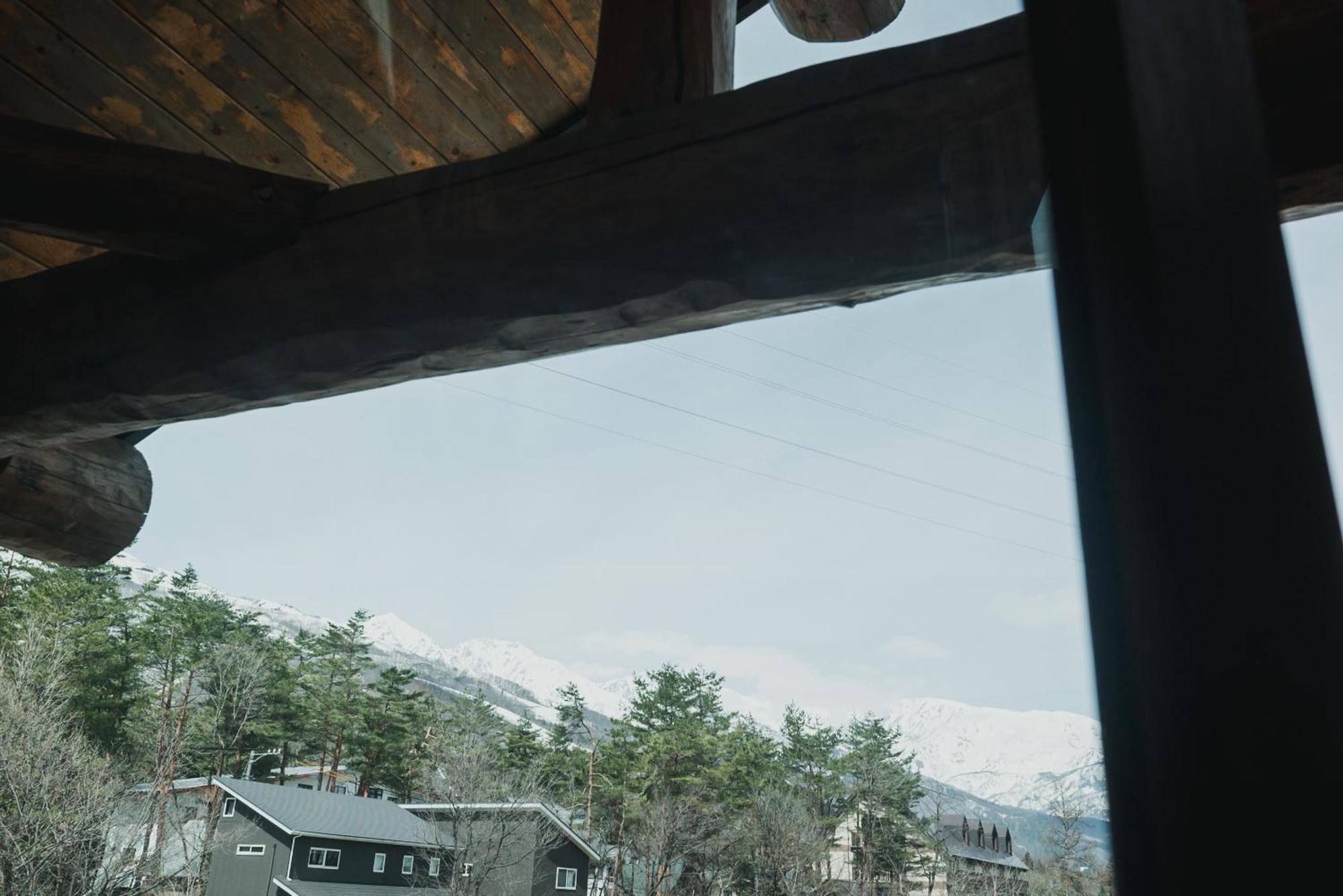 Hakuba Pension & Log Hotel Meteor Экстерьер фото